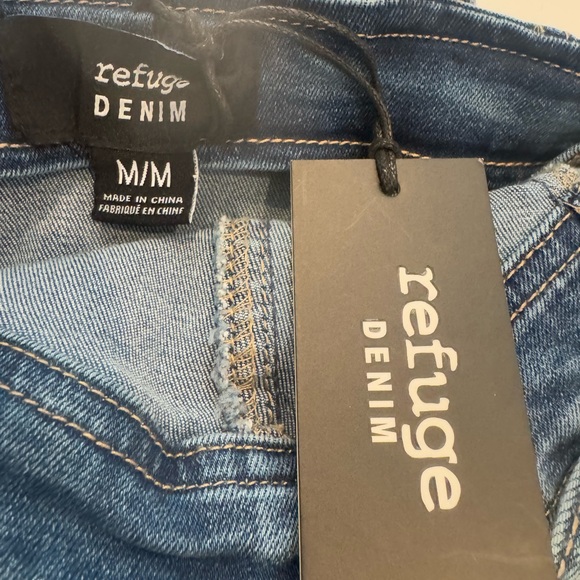 NWT Light wash Denim Corset Tank W/Adjustable Straps, Size Medium - Picture 4 of 7